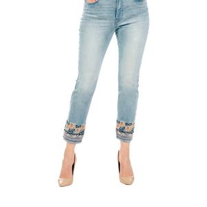 Diane Gilman faded Jeans gorgeous hem embroidery.